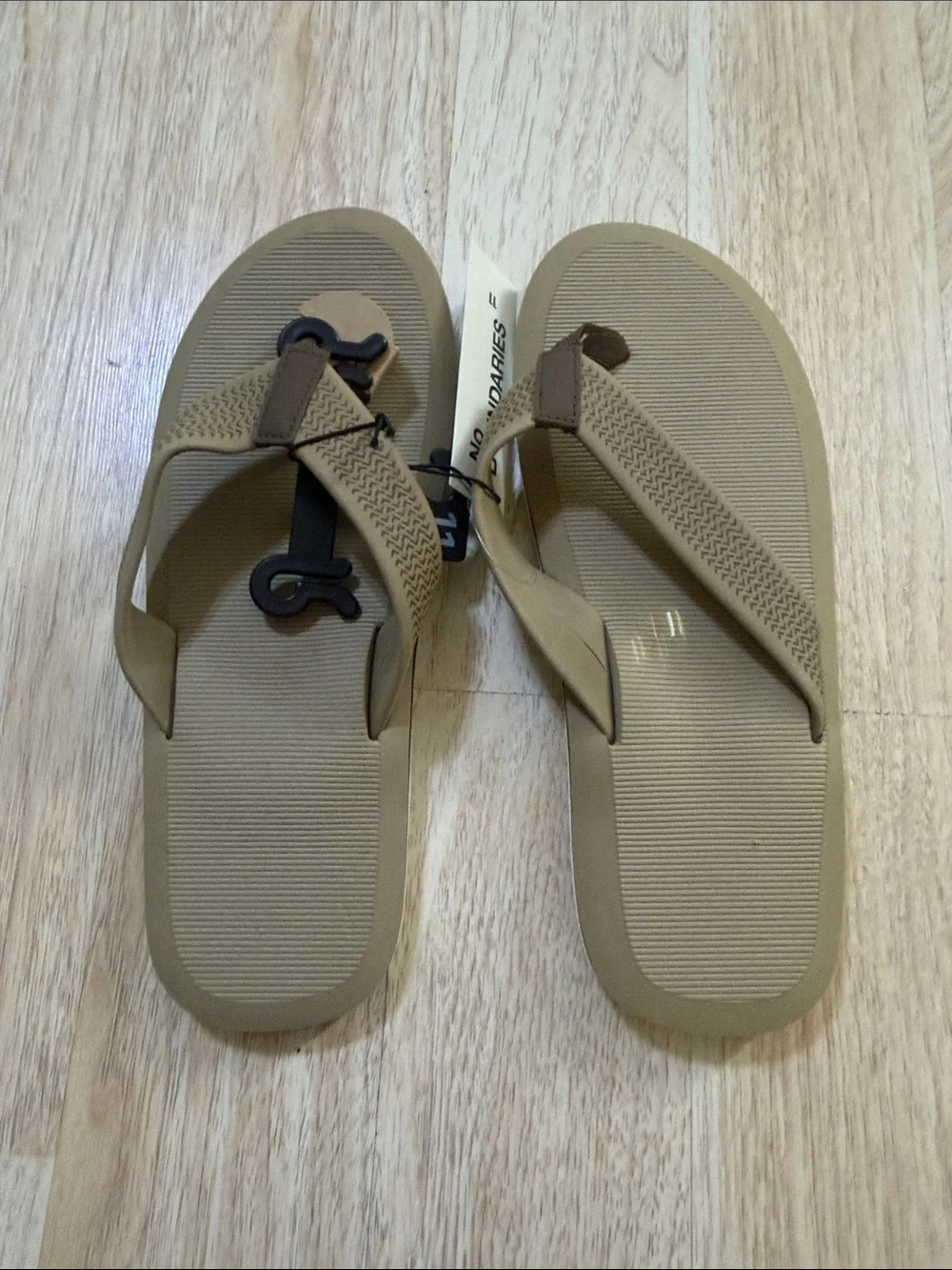Men's Tan Flip Flop Sandals - Casual Beach Thongs
